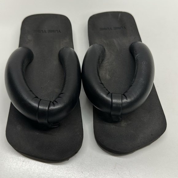 Yume Yume Suki Thong Flip Flop Sandals Shoes Vegan Leather Black Size 38 US 7 - Picture 1 of 11